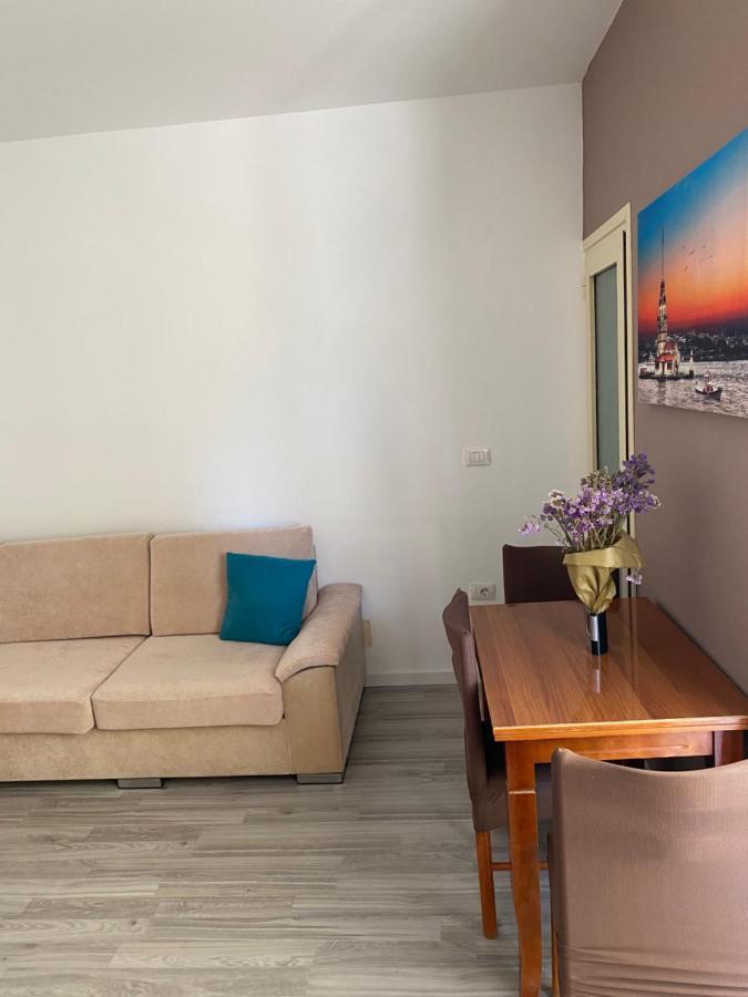 Dalucas Appartement Vlorë